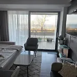 Apartment Seaside 114 Atk Z Widokiem Na Morze - 3 Min Pieszo Do Plazy Kolobrzeg